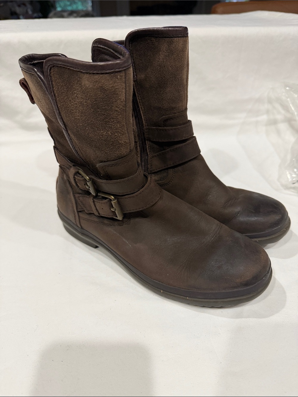 UGG Brown Leather and Suede Lace-Up Ankle Boots